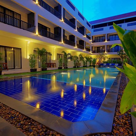New Riverside Hotel เสียมราฐ ภายนอก รูปภาพ