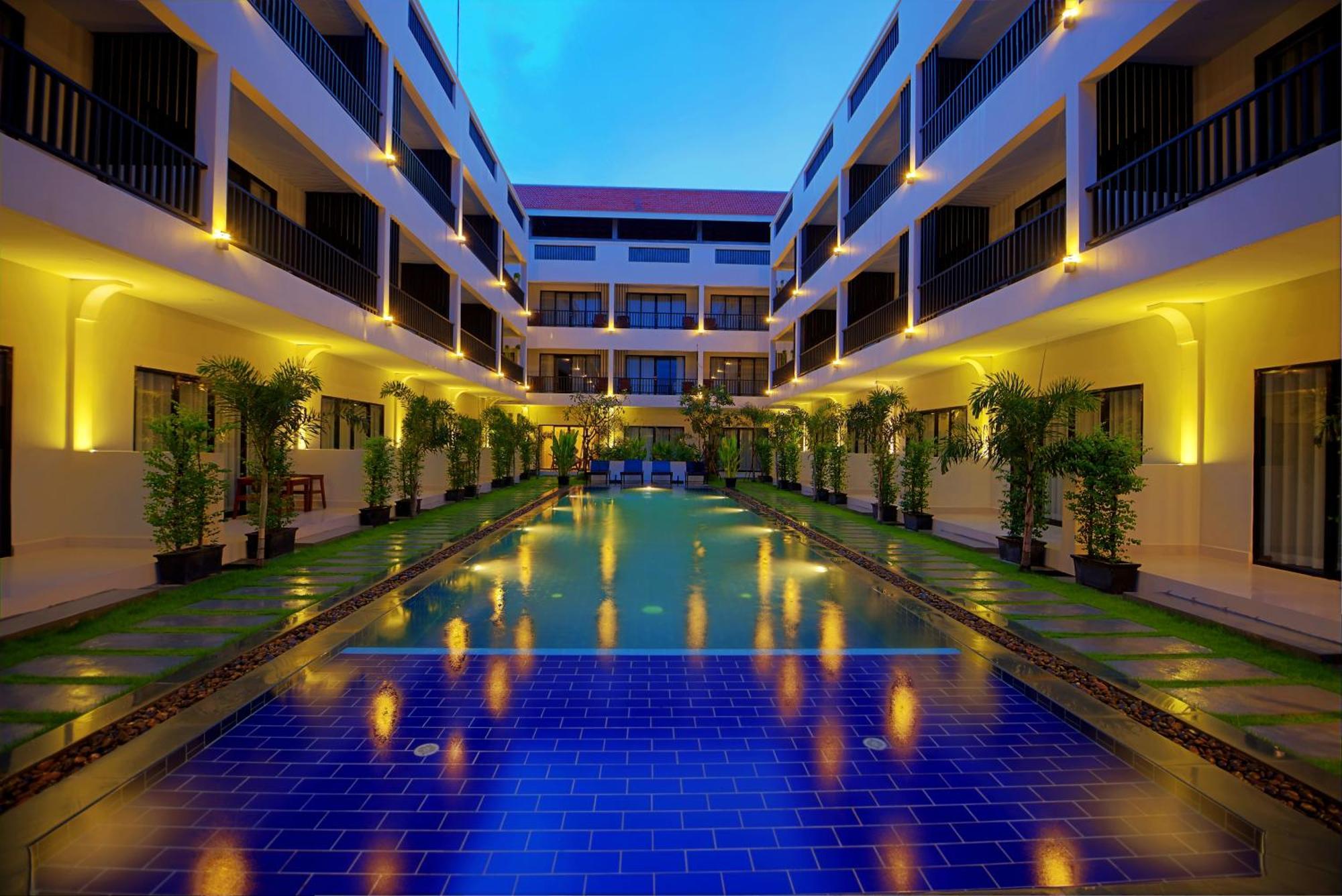 New Riverside Hotel เสียมราฐ ภายนอก รูปภาพ