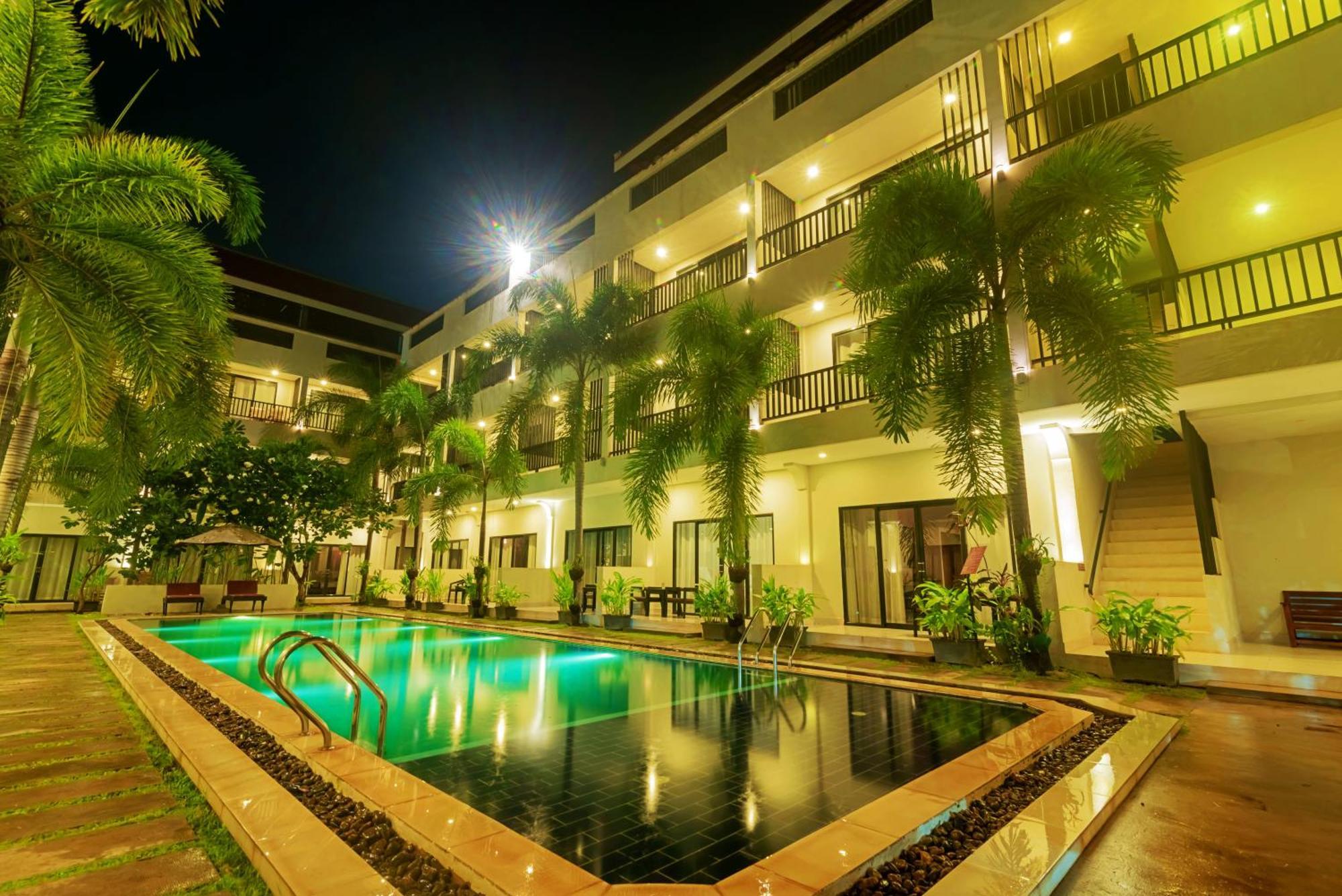 New Riverside Hotel เสียมราฐ ภายนอก รูปภาพ