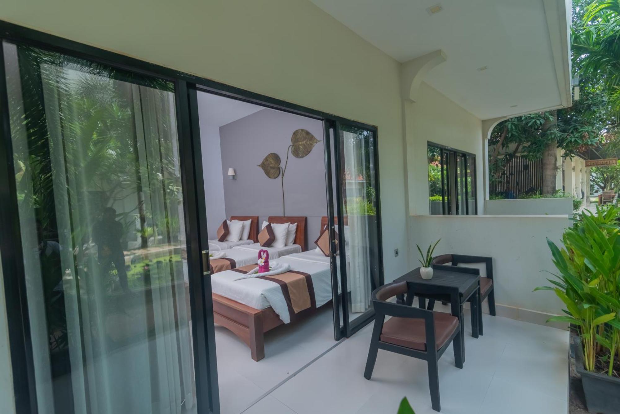 New Riverside Hotel เสียมราฐ ภายนอก รูปภาพ